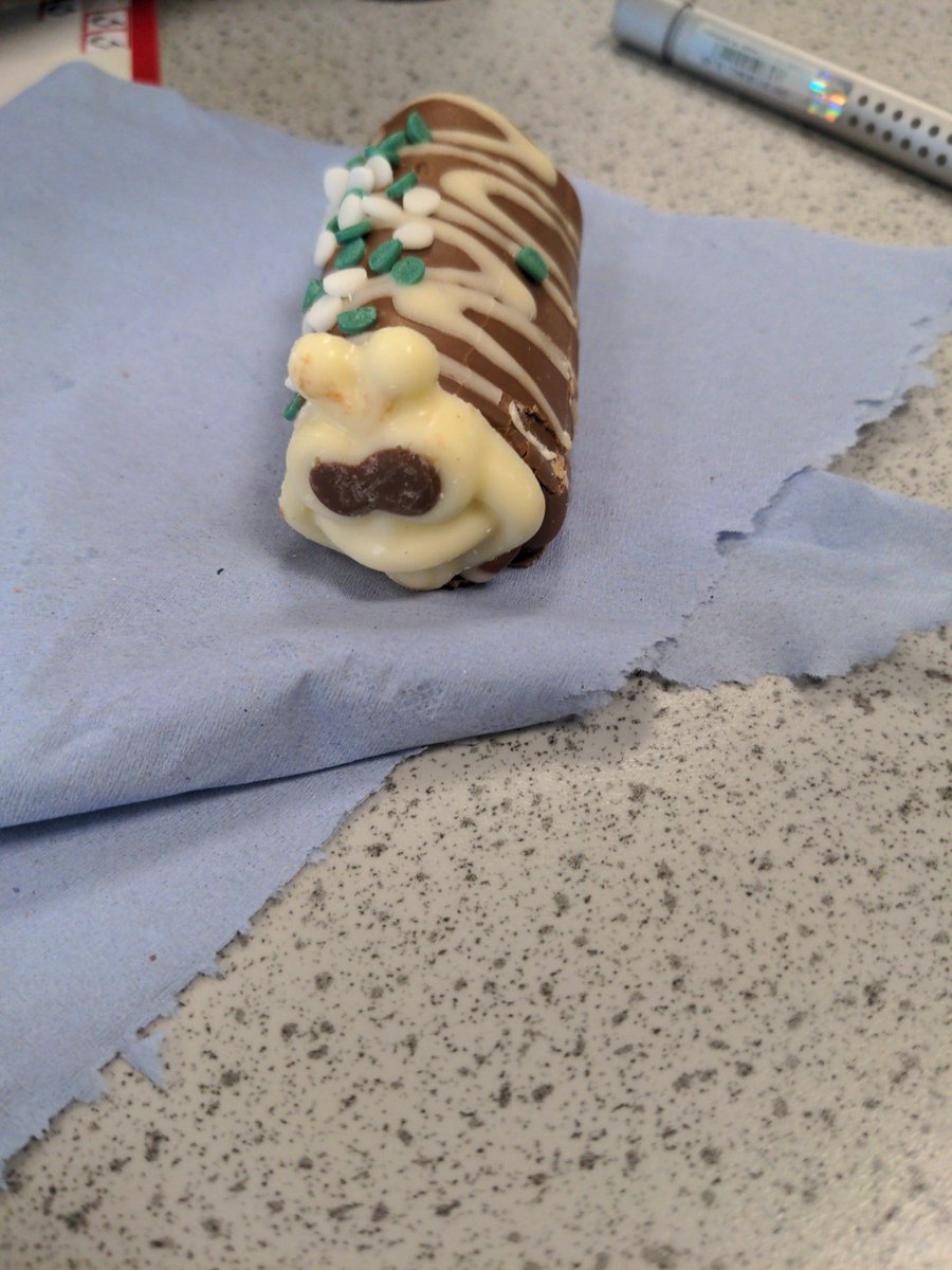 Miss Smith 👩‍🔬 tweet media