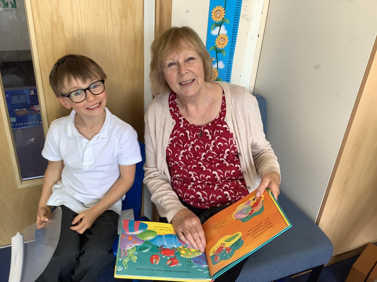 BeedonSch's tweet photo. We celebrated Grandparents' Day by inviting our wonderful grandparents into school to work with their grandchildren and great grandchildren. It was a very special morning with 4 generations learning together, sharing wisdom and love. #aloveoflifeandlearning  #grandparentsday https://t.co/8wlb7JTGHU