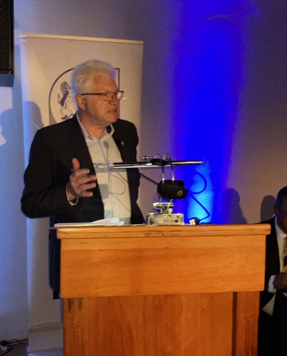 “The agricultural sector, I am super proud of this sector. Agriculture, thank you for the growth in your sector during the pandemic. You keep growing your businesses.” Premier Alan Winde at Cabinet meets Agriculture. #ForTheLoveOfAgriculture🌱