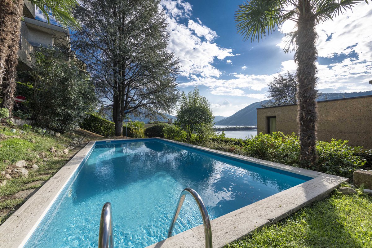 MdaRealty's tweet photo. Everyday view by this off-market penthouse on sale in Bissone 💙
2 🛀 . 2 🛏️ . 120 sqm 📐 

#switzerland #lugano #lakeview #beautiful #beauty #hashtag #post #travel #nature #lake #holiday #adventure #naturephotography #pictures #outdoors #mountainview #mountains #landscape #see https://t.co/kNtgN7Bm7g