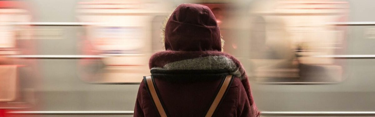 elthamgreennhw's tweet photo. What are criminal county lines and how do you make sure those you love don’t accidentally get caught up in it. Find out more here https://t.co/b7GtoSGjCo #HomeSecurity #SafetyInNeighbours @N_Watch @GreenwichNWatch @SaferGreenwich https://t.co/t1NMX8JlNk
