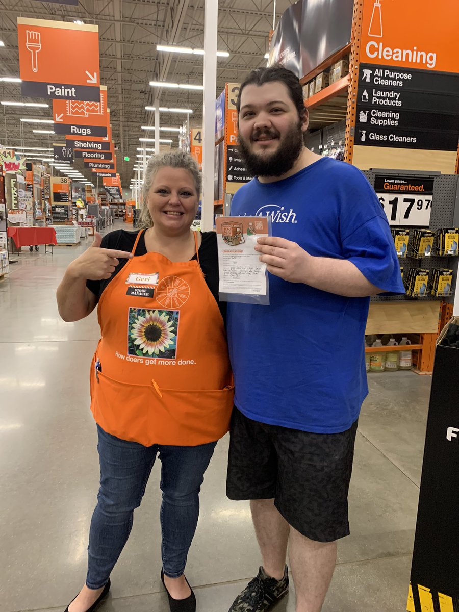 Geri Quirk-Blanken (@hdgeri1969) on Twitter photo Supporting my overnight team while my night ops is at training in Atlanta! This guy 👉Devin is the go to lead person on the team and has held it down! I couldn’t be more proud of him and his leadership of our night crew. Rest well Jason your team is doing amazing 🤩 <a href="/Deedy1982/">DeannaJacksonGansser</a> Supporting my overnight team while my night ops is at training in Atlanta! This guy 👉Devin is the go to lead person on the team and has held it down! I couldn’t be more proud of him and his leadership of our night crew. Rest well Jason your team is doing amazing 🤩 <a href="/Deedy1982/">DeannaJacksonGansser</a>