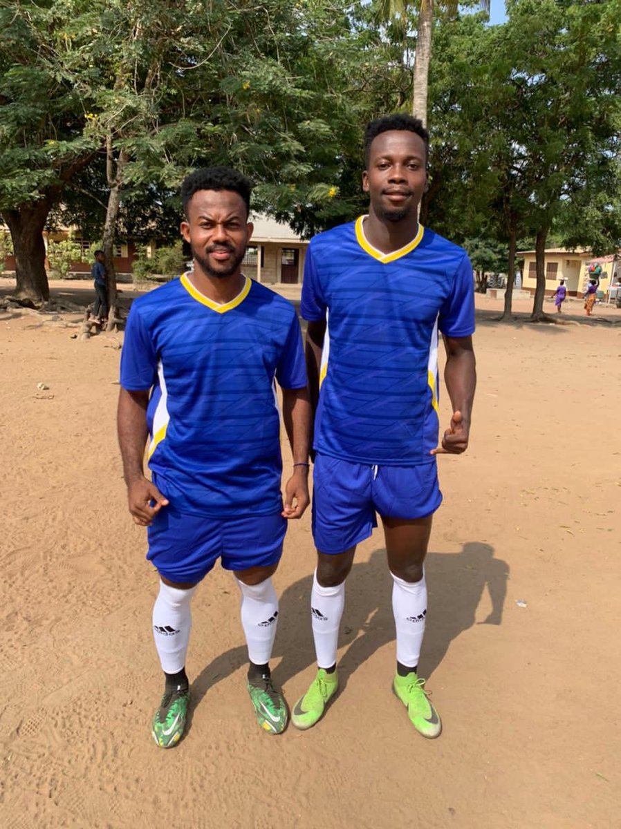 nana_somuah2897's tweet photo. Onyame nhyira baller biaa na the job hard in this country 🤲🏿🤲🏿 https://t.co/qNVyGSuSN2