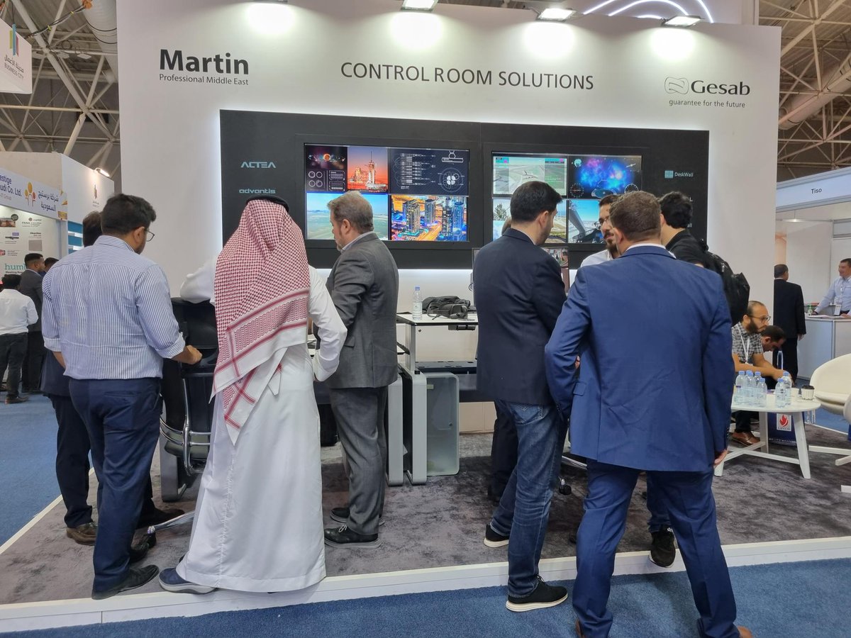 Gesabgroup's tweet photo. Last day at @intersecksa! Haven't you come to meet our dynamic KVM and the most powerful videowall manager on the market yet? Discover our projects with the latest technology! We are waiting for you at 1-C38 booth #IntersecKSA #DeskWall #DataWall #AdvantisNG https://t.co/5DP7iUNL4E