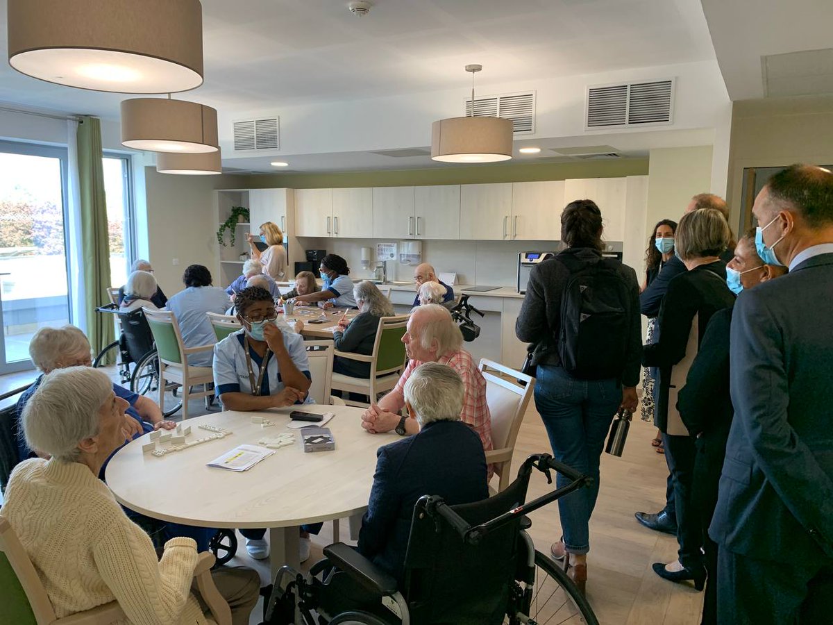 DDaSilva95's tweet photo. Etablissements adaptés, de qualité, pour accompagner dignement nos aînés doivent encore voir le jour, comme hier avec l'inauguration à #StBrice du nouvel #EHPAD @Groupe_DomusVi
Mais aussi grâce au développement de solutions pour leur maintien à leur domicile quand c'est possible https://t.co/G6nsBeHf96