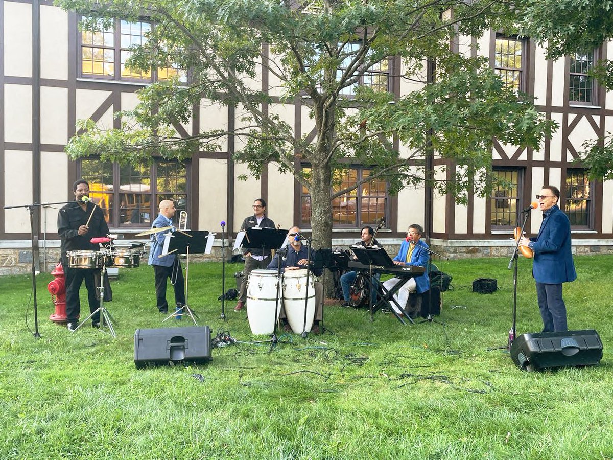 HackleySchool's tweet photo. Hackley kicked off our month-long celebration of Hispanic Heritage Month with a special musical performance by Pablo Mayor & Folklore Urbano, featuring our very own band instructor and Grammy Award-winning artist Dr. Rafi Malkiel. #HackleySchool #HackleyHilltop #WeAreHackley https://t.co/CoOdQZbmkH