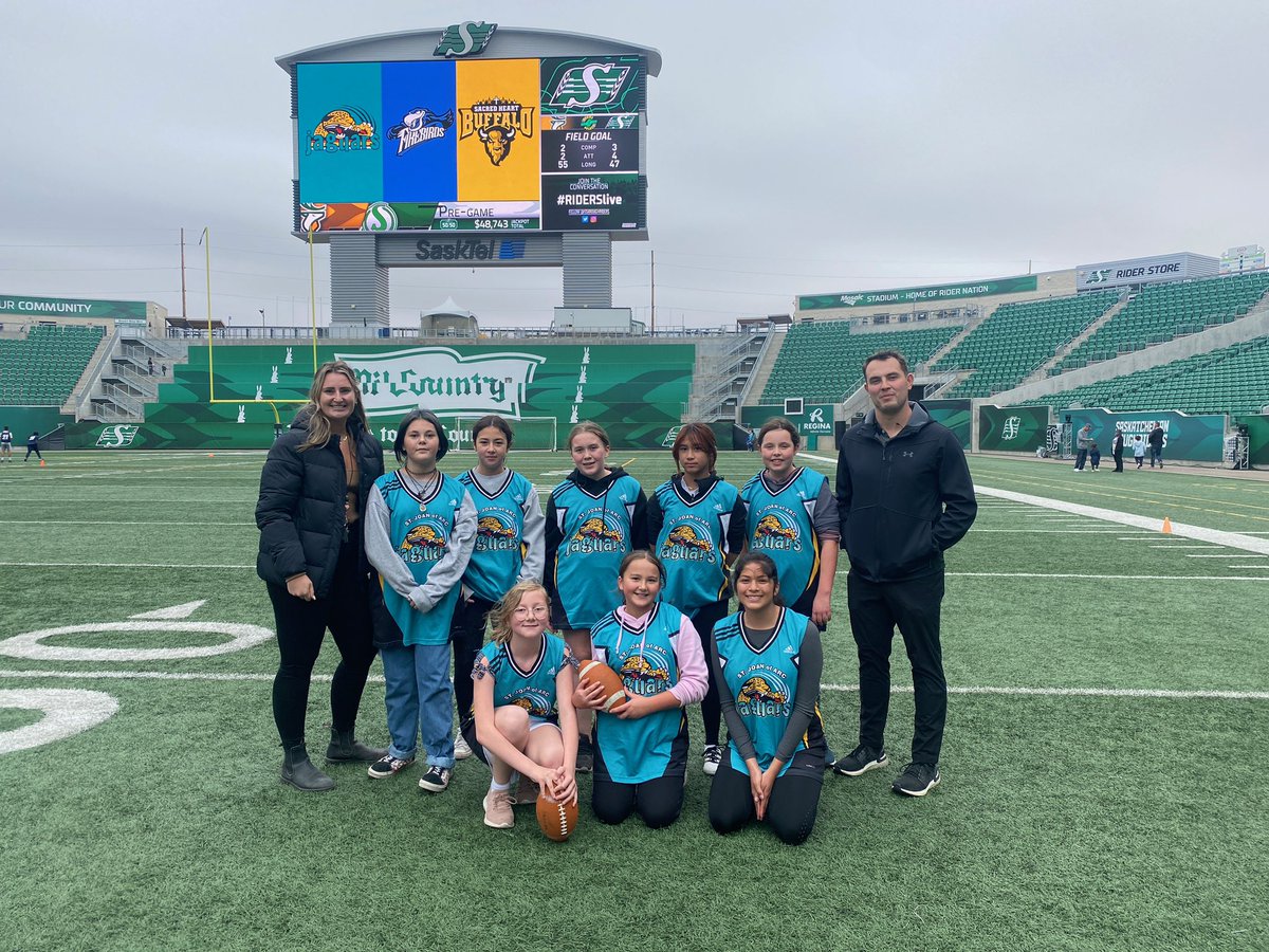 St.JOArcsd tweet media