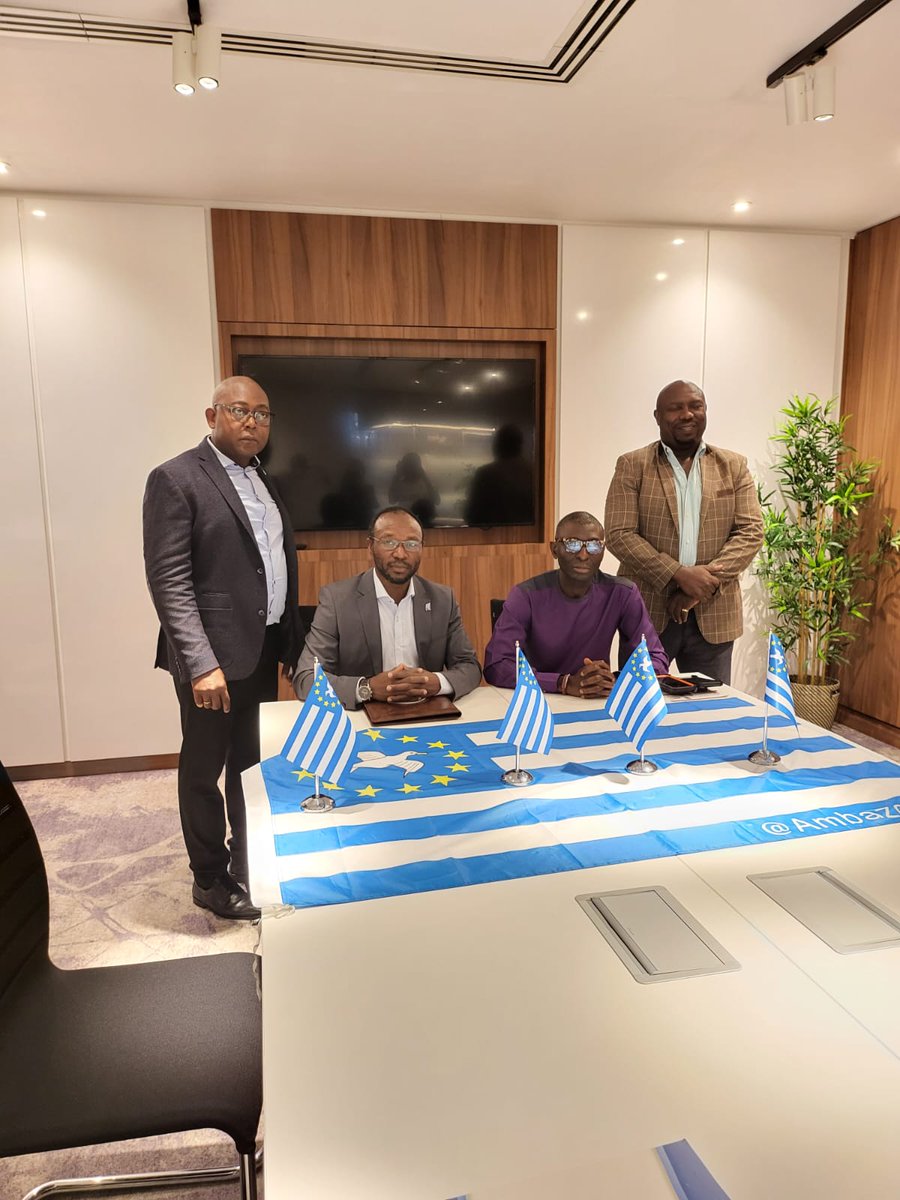 DssAgovc's tweet photo. #AGovC & #APLM leadership met in London for a common effective front against #TerroristCameroun. Adopted inclusive #Ambazonian framework for negotiations & blue print for schools resumption.#ADF & #SOCADEF adopted framwork for an #AmbazoniaArmy. @StateDept @UNESCO @ICRC @UNICEF https://t.co/f9UE8Zhe5w