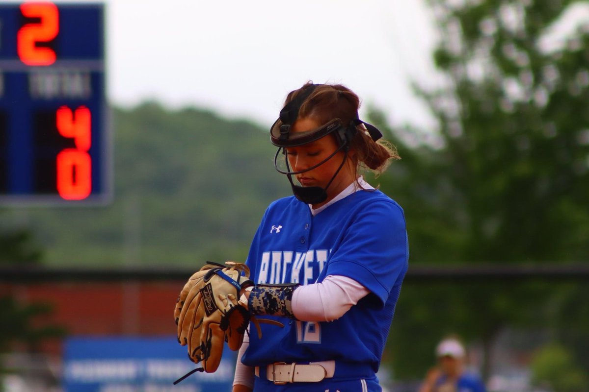 mallory21656166's tweet photo. I am very excited and blessed to announce that I have decided to further my education and softball career at Motlow State College. Thank you to my family, my teammates, and my coaches for believing in me and helping me get to this point. GO BUCKS! @MotlowSoftball @JaniceMorey3 https://t.co/SAEb2Y7Z7W