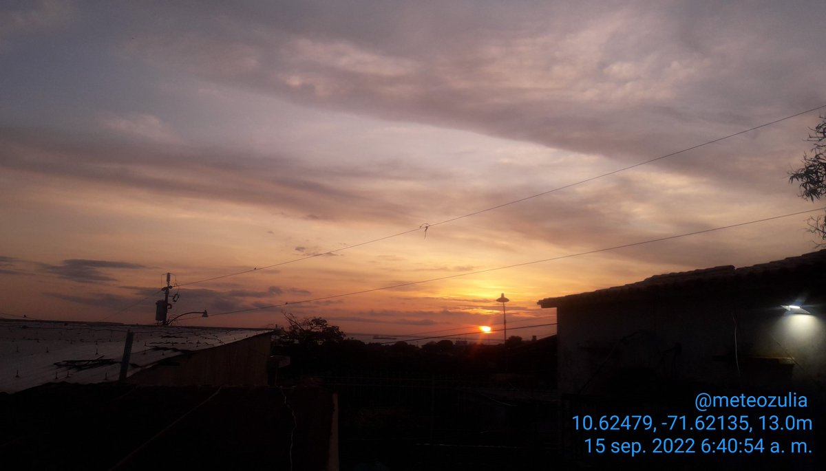 MeteoZulia's tweet photo. bonito y cálido Amanecer en #Maracaibo este #miercoles #15Sep2022
#Felizdia
#Sol #Nubes #Tormentas
#Sun #Sunrise #SunriseLovers #Clouds #CloudsLovers #Storm #StormHours #StormLovers #Picoftheday #ThePhotoHour https://t.co/dyqxGP7Q7G