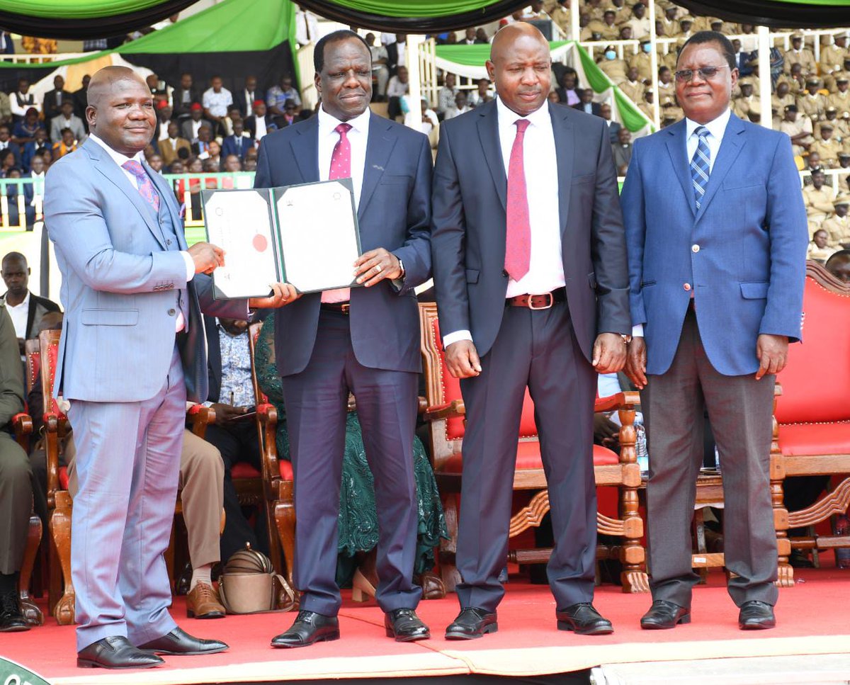 Handed over the leadership of @County037 to the new Governor H.E @BarasaFernandes and his Deputy H.E @SavulaHon. Thank you great people of Kakamega for electing and supporting me for the last 10 years as your 1st Governor. Asanteni sana!