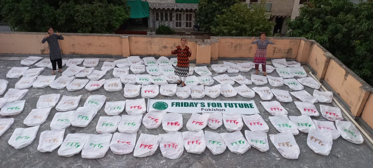 Team FFF Pakistan is ready to serve the flood/climate crisis victims. We thank all the donors for their generous support during this time of crisis. Our next phase will be announced soon. ✊ #FloodsInPakistan #flood_nationalemergency