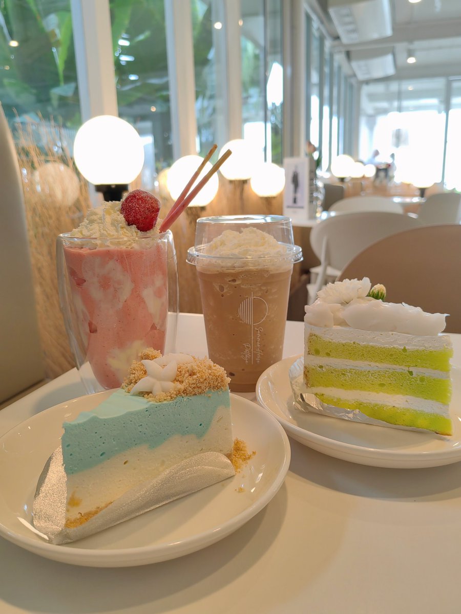 ชะนี-ติดหวาน tweet media