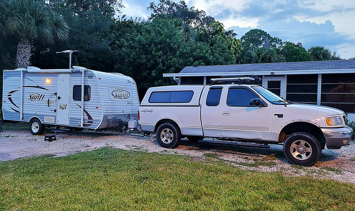 eatsleeprvrpt's tweet photo. All broken down and secure to hit the road! See ya' at the next campground.
#rvlife #fulltimerv #letsjayco #jaycorv #fordf150 https://t.co/5iaIVBrluq