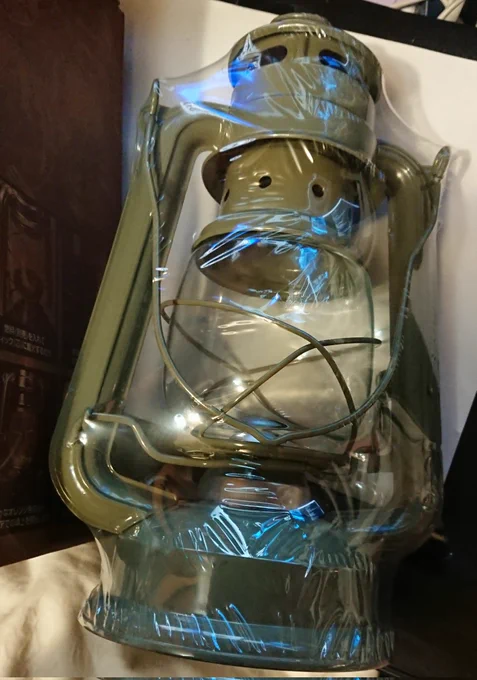 そういえばLEDランタンしか持ってなかったのでアストロで油系のランタン買ってきた。2,000円しなかったので。ホワイトガソリンでいいのか聞いたら大丈夫って言われたけど、よく見たら灯油かバラフィンオイルって書いてあった(;'д`)アストロの明日からセールはアウトドア尽くしだよー 
