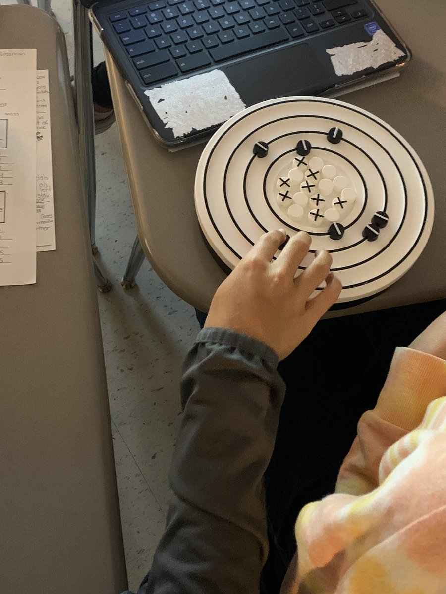 MrsJBelke's tweet image. Building Atoms to review the structure #ChemIsFun #MTPSSci #MTPSPride