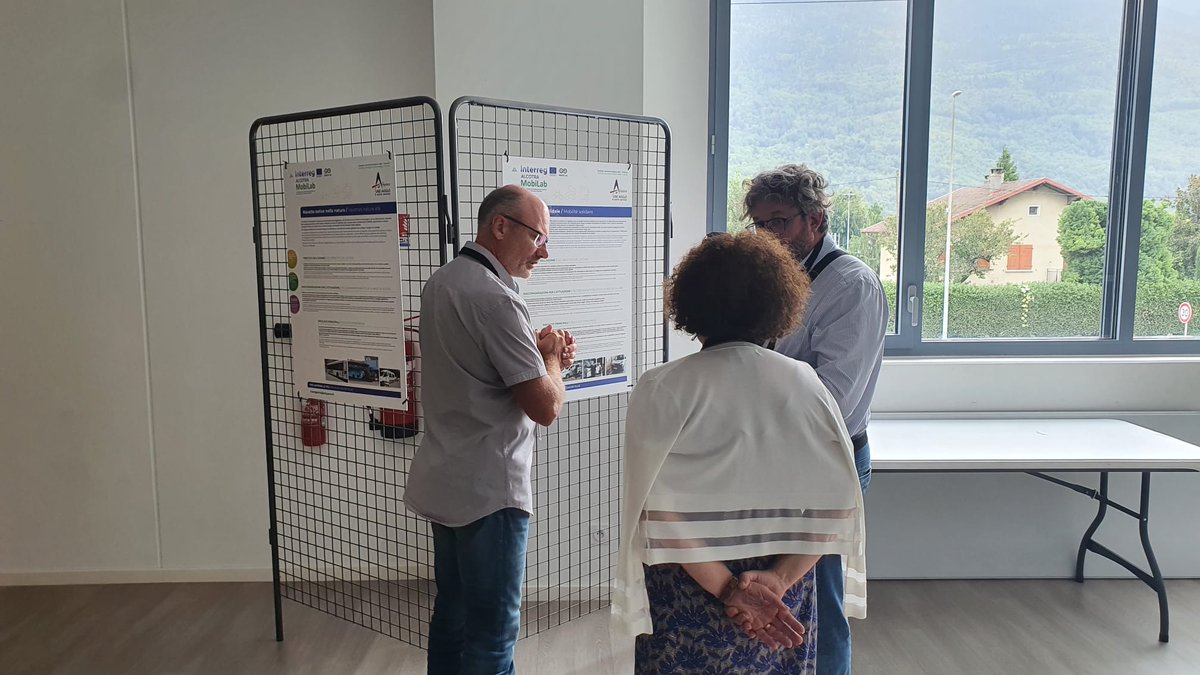 #MobiLab #15settembre Ad #Albertville in corso evento finale #MobilLab I numeri: 42mila cittadini coinvolti, 60 imprese, 200 amministratori e tecnici comunali
#pianointegratoterritoriale #Graieslab <a href="/InterregALCOTRA/">Interreg ALCOTRA</a> <a href="/CittaMetroTO/">Città MetroTorino</a> @galcanavese @GalLanzo <a href="/CamComTorino/">Camera Commercio TO</a> <a href="/Coeurdesavoie/">Coeur de Savoie</a>