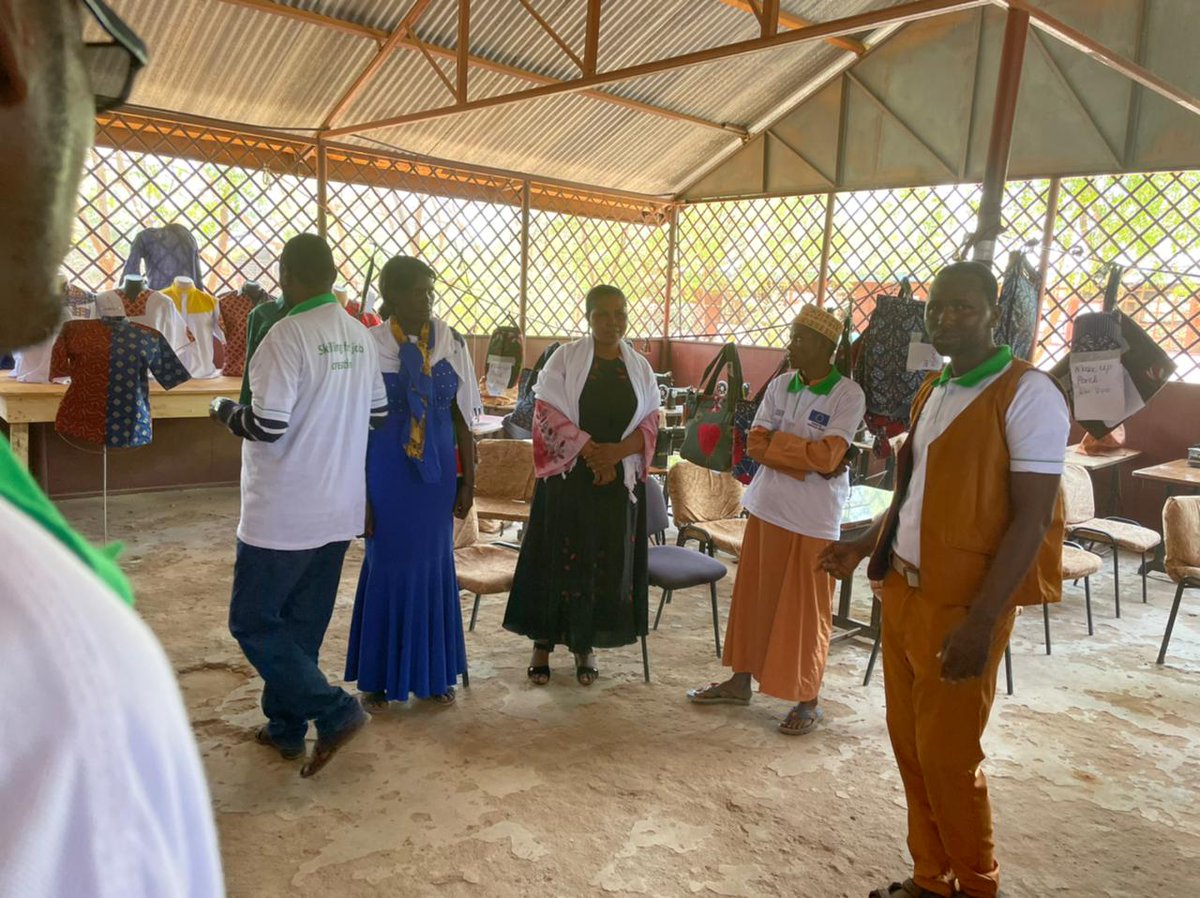 ABLI_Garissa's tweet photo. Skilling for Job Creation: ABLI-G TVET trainees have graduated with Various skills today at Ifo in Dadaab refugee complex. this was through the generous support of @EU_Commission, it was the 2nd graduation for ABLI-G Project. https://t.co/y9KmQvjgVG