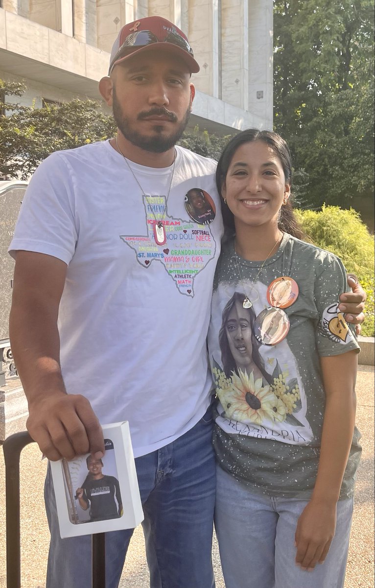 Today I honor Lexi who was killed in Uvalde. We met with Ted Cruz-it is clear he would rather dance on our children’s graves than protect them. ⁦<a href="/BillyRay5229/">Billy Ray</a>⁩ ⁦<a href="/davidhogg111/">David Hogg 🟧</a>⁩