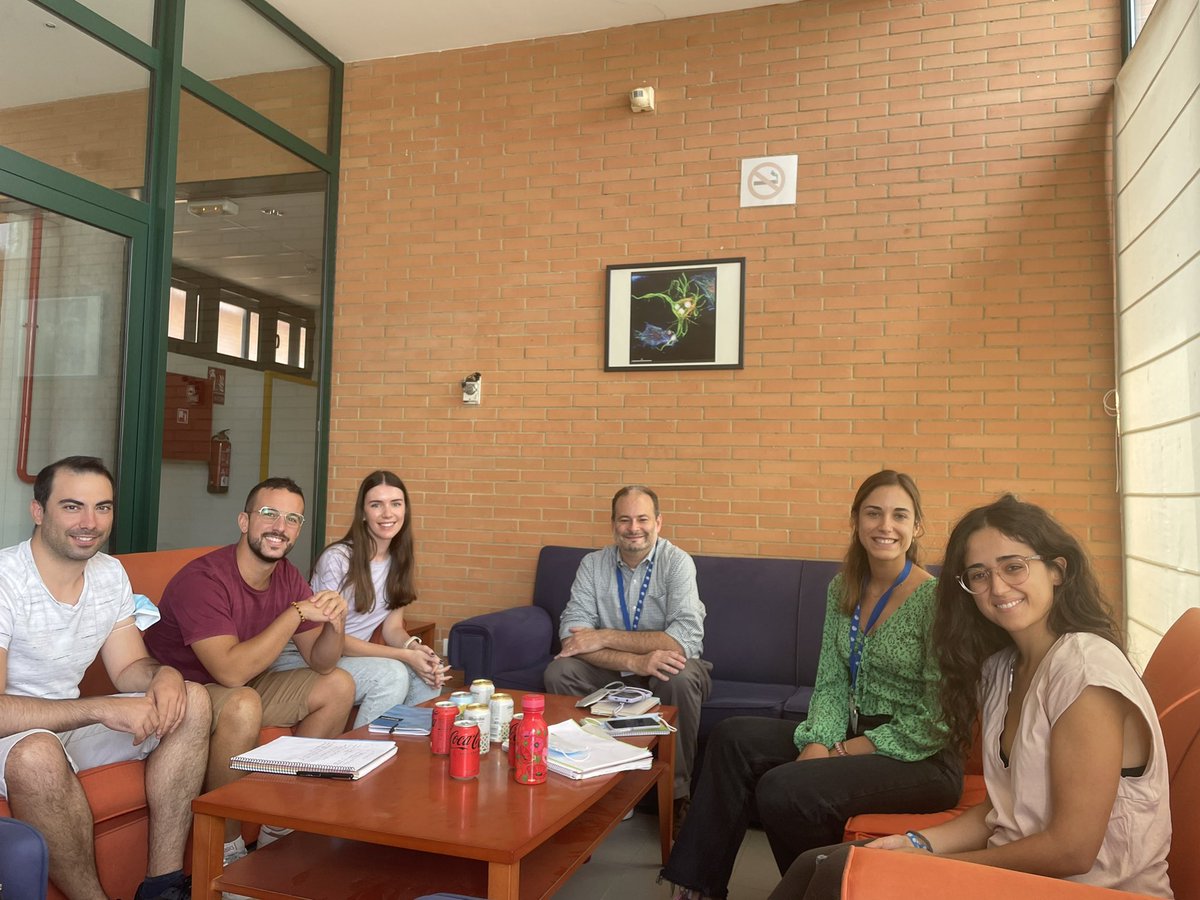 CABD_UPO_CSIC's tweet photo. Today Joshua Shulman @LabShulman from @bcmhouston delivered a great talk about brain transcriptomics involved in aging and Alzheimer’s to the #CABD community! 🧠🪰 Followed by an informal get together with PhD students! Dr. Shulman is being hosted by @mdmarber! https://t.co/CQTywndAD0