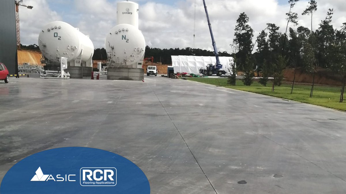 asicpavimentos's tweet photo. 📌 Sistema: OPTIPAVE VRS ➡️ Obra: GAZCORP, 12000 mts2, em Santa Maria da Feira 🎨 Antracite
Mais info: https://t.co/ez5wpCq6DN
#ASIC #ASICpavimentos #RCR #RCRindustrialflooring #Rinol #Pavimentos #Piso #Gazcorp #Optipave https://t.co/sJddX9AEX0