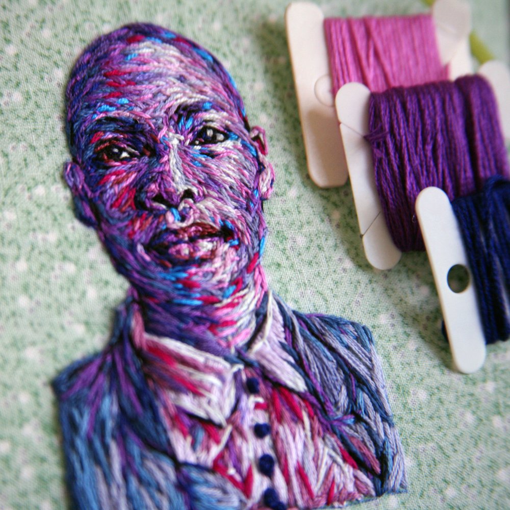 womensart1's tweet photo. Intimate embroidered portraits by Cape Town artist Danielle Clough #WomensArt https://t.co/CmaBJzkInN