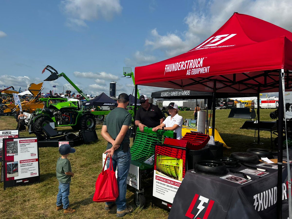 ThunderstruckAg's tweet photo. We've been having a great time at @outdoorfarmshow in Woodstock, ON this week! If you're in the area be sure to stop by and say hi!

#TradeShowWarriors #OutdoorFarmShow #CdnFarmShow #CdnTradeShow #Harvest22 #ThunderstruckAg https://t.co/wtdf72wfnA