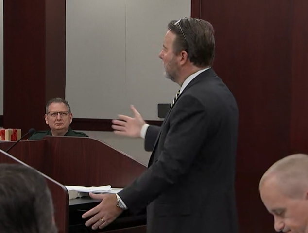 schindy's tweet photo. Attorney Matt Kachergus says there's no evidence the then-Sheriff deleted info from his phone to impair an investigation: "he was doing it to spare his wife" learning about the affair "to spare her that pain." https://t.co/VxEBphqy15