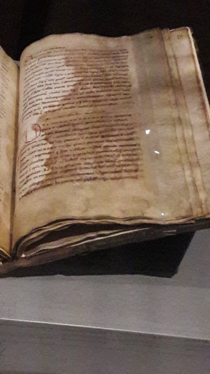 MQassiti's tweet photo. Gestern Besuch der interessanten Sonderausstellung „Islam in Europa 1000 – 1250“ im #Dommuseum #Hildesheim. Ein Besuch lohnt sich!
#Ausstellung #IslaminEuropa #Mittelalter #Andalusien #TransmediterraneGeschichte https://t.co/deIueb91KD