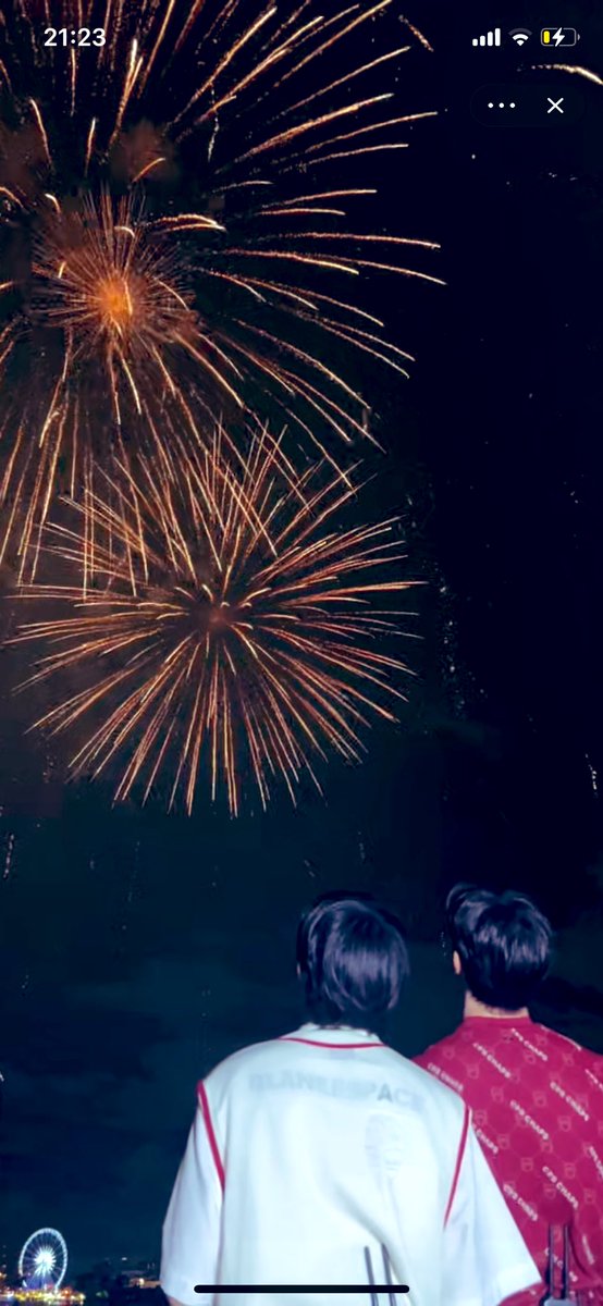 wanxu520's tweet photo. 💖🎆🎇🎇🎆💖#TKNsurpriseZeeNunew https://t.co/x373LiZfob
