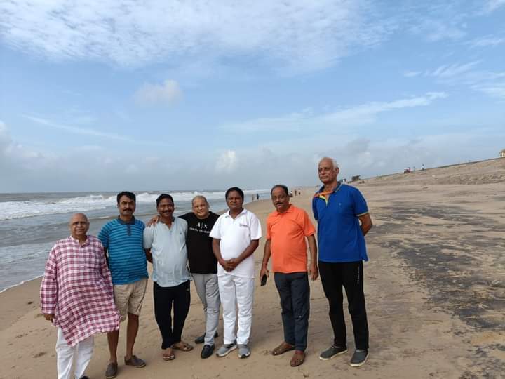 UmakantaBjp's tweet photo. ତିନିଦିନ ବିଜେପି ର "ପ୍ରାଦେଶିକ ପ୍ରଶିକ୍ଷଣ ଶିବିର" ରେ ଯୋଗଦାନ ପରେ ଜଗତର ନାଥ ଜଗନ୍ନାଥ ଙ୍କ ଦର୍ଶନ ସଙ୍ଗେ ସଙ୍ଗେ ଶ୍ରୀକ୍ଷେତ୍ର ପୁରୀ ର ବିଭିନ୍ନ ସ୍ଥାନ ପରିଦର୍ଶନ ଅବସରରେ https://t.co/lWXpr6lPak