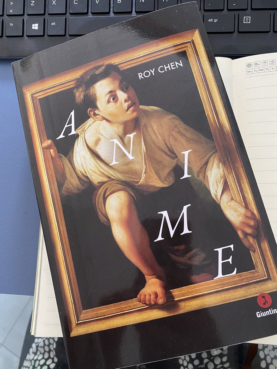 raf_rob's tweet photo. #Anime nelle primissime pagine siamo dentro un teatro #yiddish …. così ci riserverà #RoyChen ? Già innamorata di questo libro 💕 https://t.co/ujzsQVUkBn