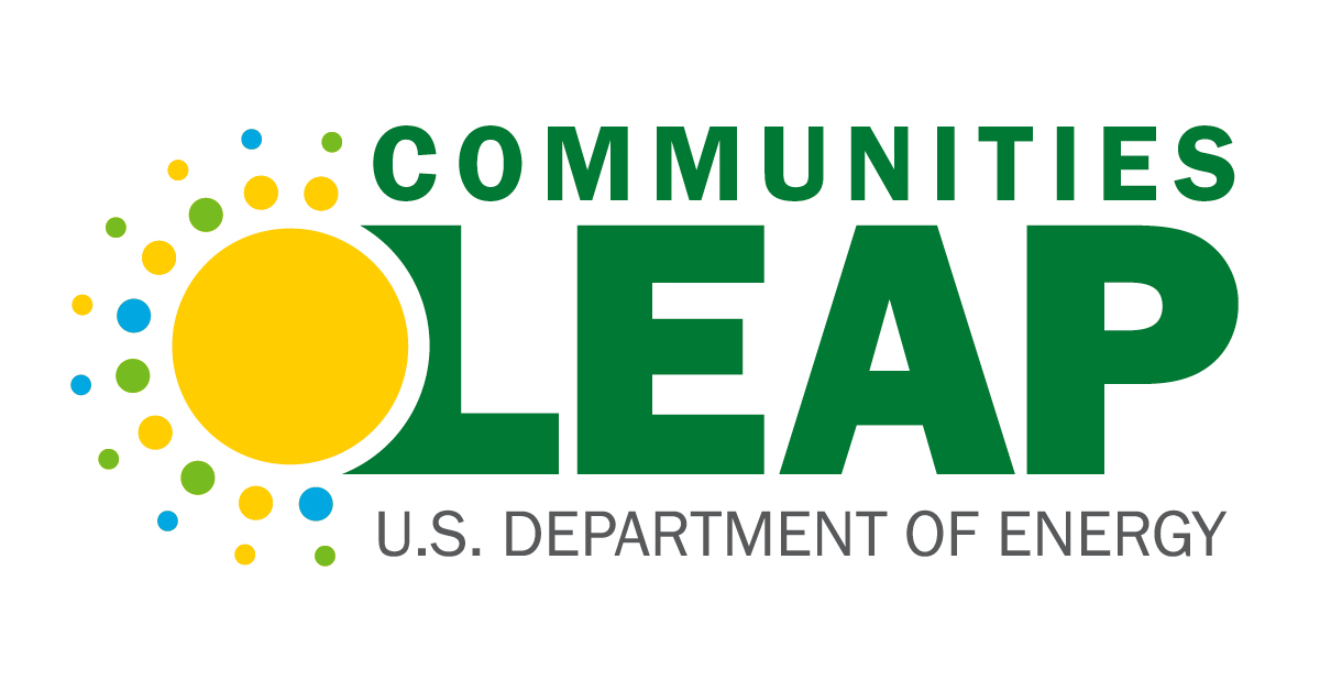 DOEelectricity's tweet photo. Energy justice & a #CleanEnergy future can go hand in hand🤝@ENERGY’s Communities LEAP Pilot supports community-driven clean energy transitions in low-income communities that are directly affected by a shift away from reliance on fossil fuels. https://t.co/TLcY44Re31 #JusticeWeek https://t.co/QXTk2IkRNd