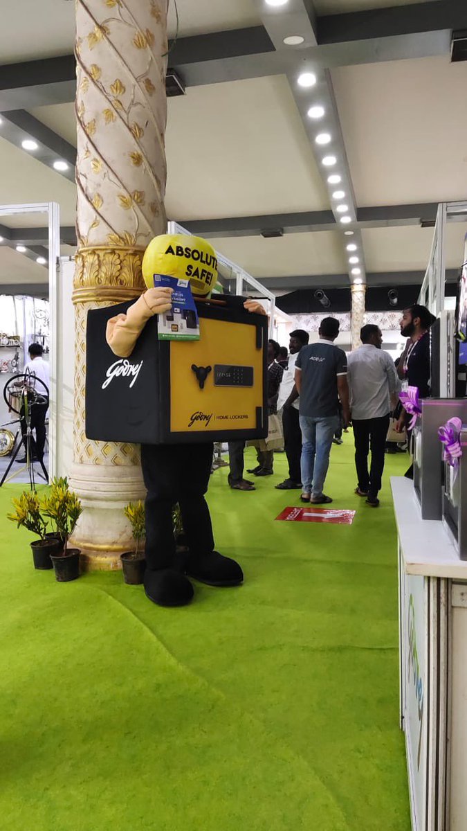 godrejsecure's tweet photo. What’s better than a gift a safety & surety? This festive season choose wisely 🙌🏻 ✨
Bangalore got to experience the strength and vision of our products at Gifts World Expo 2022 🤭😍
#GodrejSecuritySolutions #Security #UltimateSecurity #GiftsWorldExpo #ThursdayVibes https://t.co/VjyH2BShUV