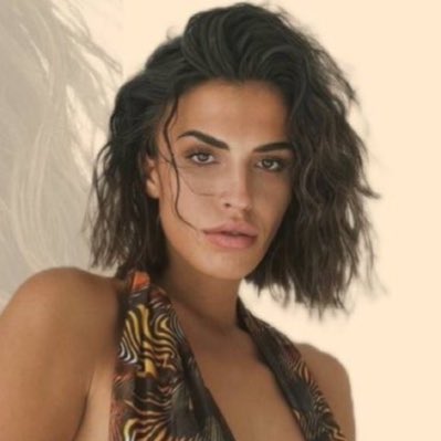 MJKYasmina's tweet photo. #NuevaFotoDePerfil https://t.co/t4imxIphik