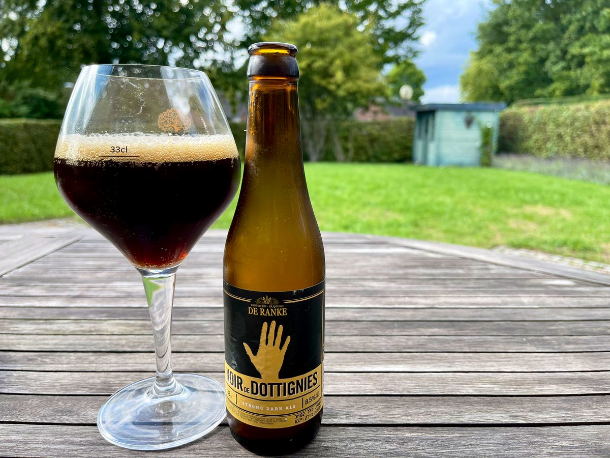 joukesp's tweet photo. #StuffedPepper #MiseEnPlace #CraftBeer #BeerLover #Beer #BeerByPhilippe #NoirDeDottignies
After cooking & eating lunch, your WineSmacker prepared stuffed bell peppers for tomorrow!
Nobody can dispute his right to a fantastic Noir de Dottignies by @bierenderanke!
Delicious beer! https://t.co/nj4mehy1Fi