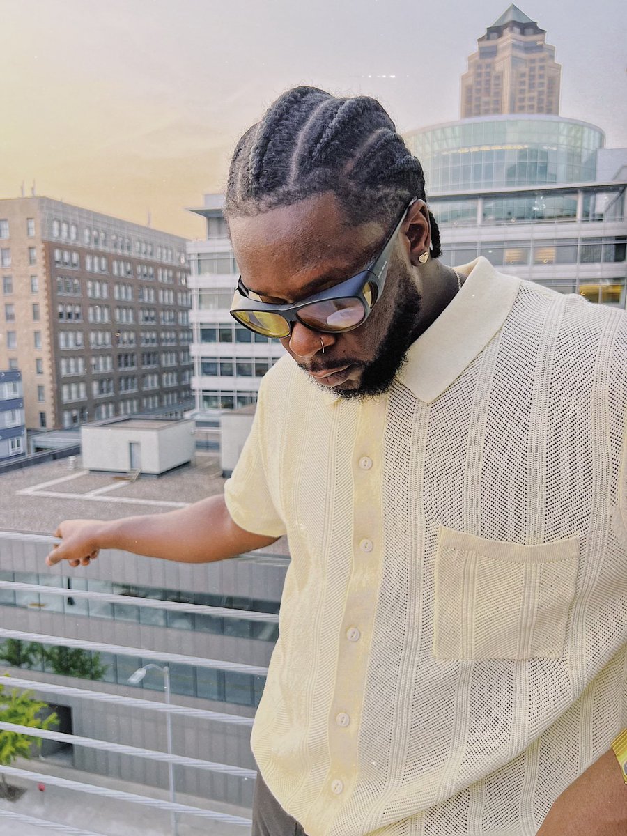 Blacknmilld's tweet photo. Level 29
I still think I’m coo.
Thank you for the birthday love💕 
09/13
📸 @AdisFBaby https://t.co/RulV9bnbBv