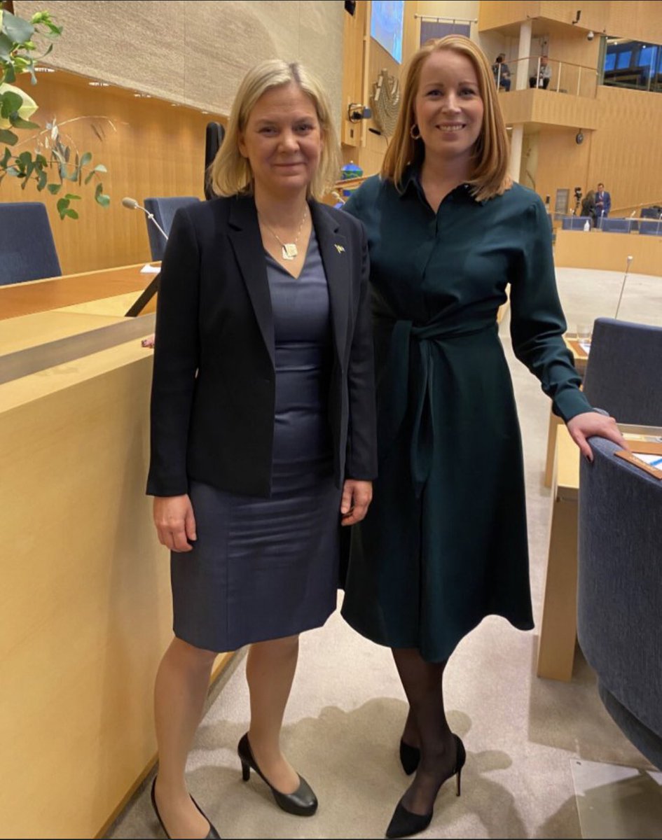 katjanouch's tweet photo. Go känsla i kroppen när dessa två förlorar makten🙏🏻🤗🇸🇪#svpol #valet2022 #val2022 https://t.co/oDkMeEJ3LE