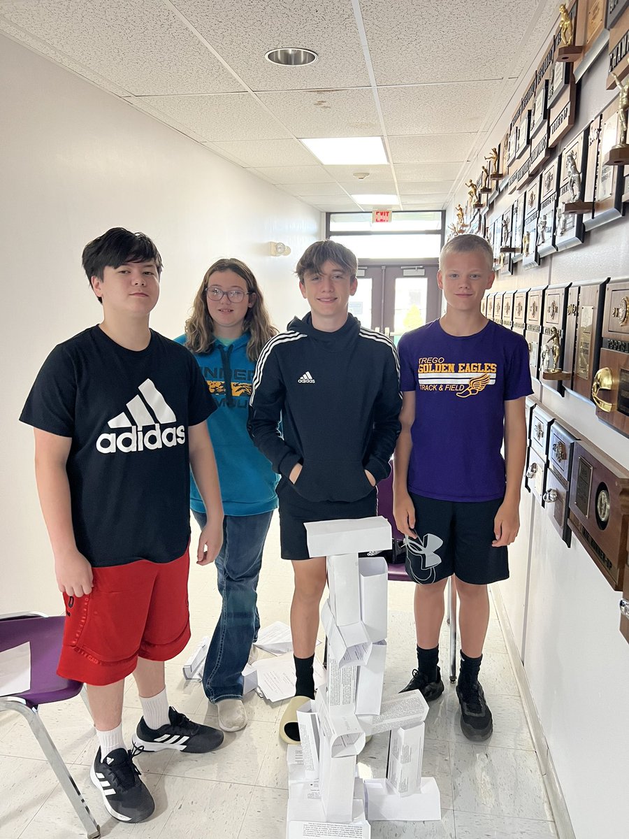 latrishaflax's tweet photo. The command economy wins with a height of 89” thanks to the brilliant design of dictator Joey. Market was close behind at 75”. Everyone else had production issues! @tregoeagles https://t.co/z5lDVzwM6L