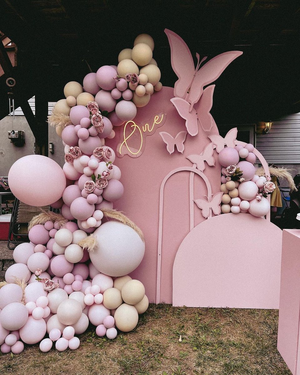 findmyplanner's tweet photo. 1st birthday by Events Aholic! 🎉

Visit: https://t.co/Z9cuISs4bi

#eventplanner #eventstyling #eventinspiration #eventdecoration #partyplanner #partystylist #partyinspiration #balloonstyling #partydecoration #newyorkeventplanner #1stbirthday https://t.co/Gecb1Pgogy