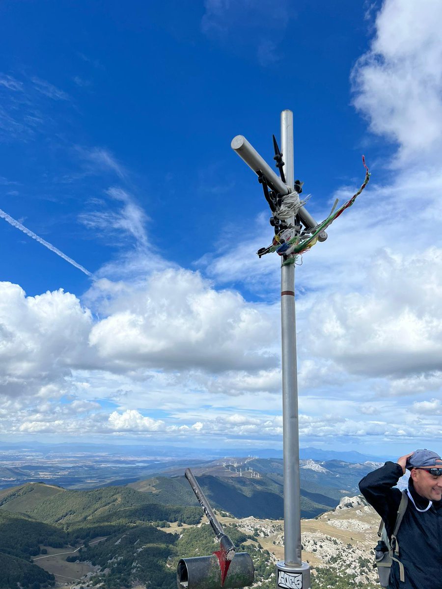 eshelman_s's tweet photo. Mid #EDGG #conference excursion had me Basque-ing in the beauty of #Basque Country. The day consisted of a 18km hike through the #mountains and valleys of Aizkorri-Aratz Natural Park 🥾⛰️ a beautiful system with a wide range of terrains and vegetation types 🌾#AcademicChatter https://t.co/IYJDS8nOoU