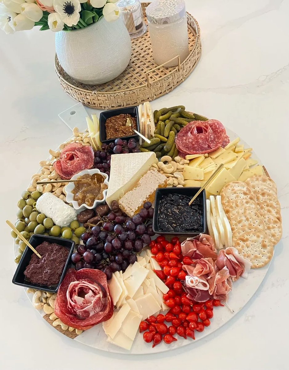 Jamiehive2table's tweet photo. Love seeing your beautiful boards come to life! Today’s feature is courtesy of @elliotthomestyle 💛

Tag us in your next creation!
.
.
.
#honey #hivetotable #charcuterie #charcuterieinspo #boards https://t.co/1fBebIWyxl