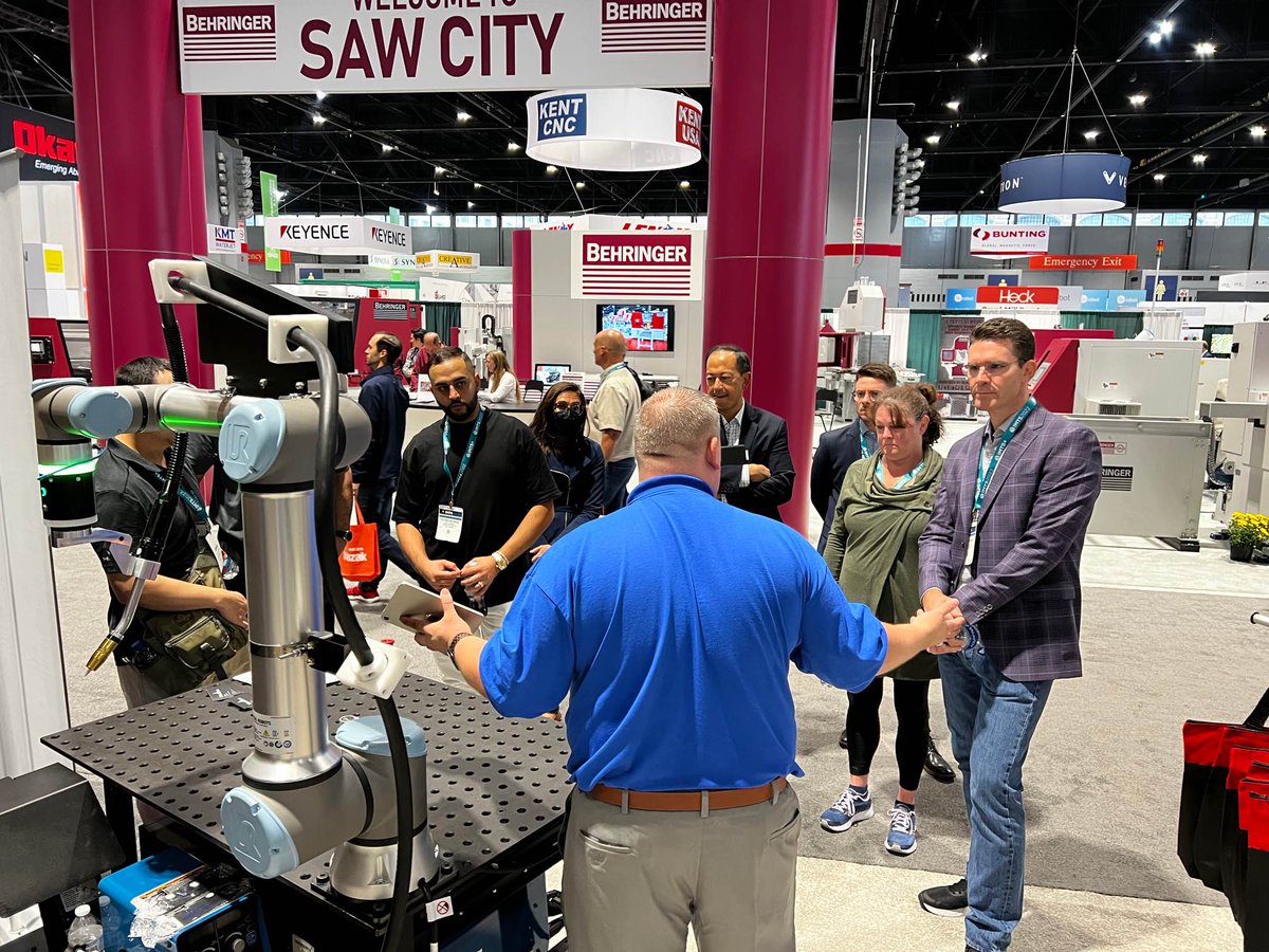 hirebotics's tweet photo. 🤖 Are you a robot expert? No!?
Great! You don't need to be either! 😲

Come visit us at Universal Robots booth # 236949 &amp;  booth # 236941 - Quantum Machinery Group

Try out the Cobot Welder for yourself!

#IMTS22 #fabricators #cobots #universalrobots #weldingcobot #machineshop https://t.co/q3eVVrRVdo