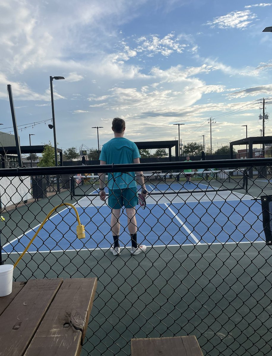 octaria_houston's tweet image. Pickleball is our new favorite happy hour activity! #pickleball #softwaredevelopmentfirm #customerouting