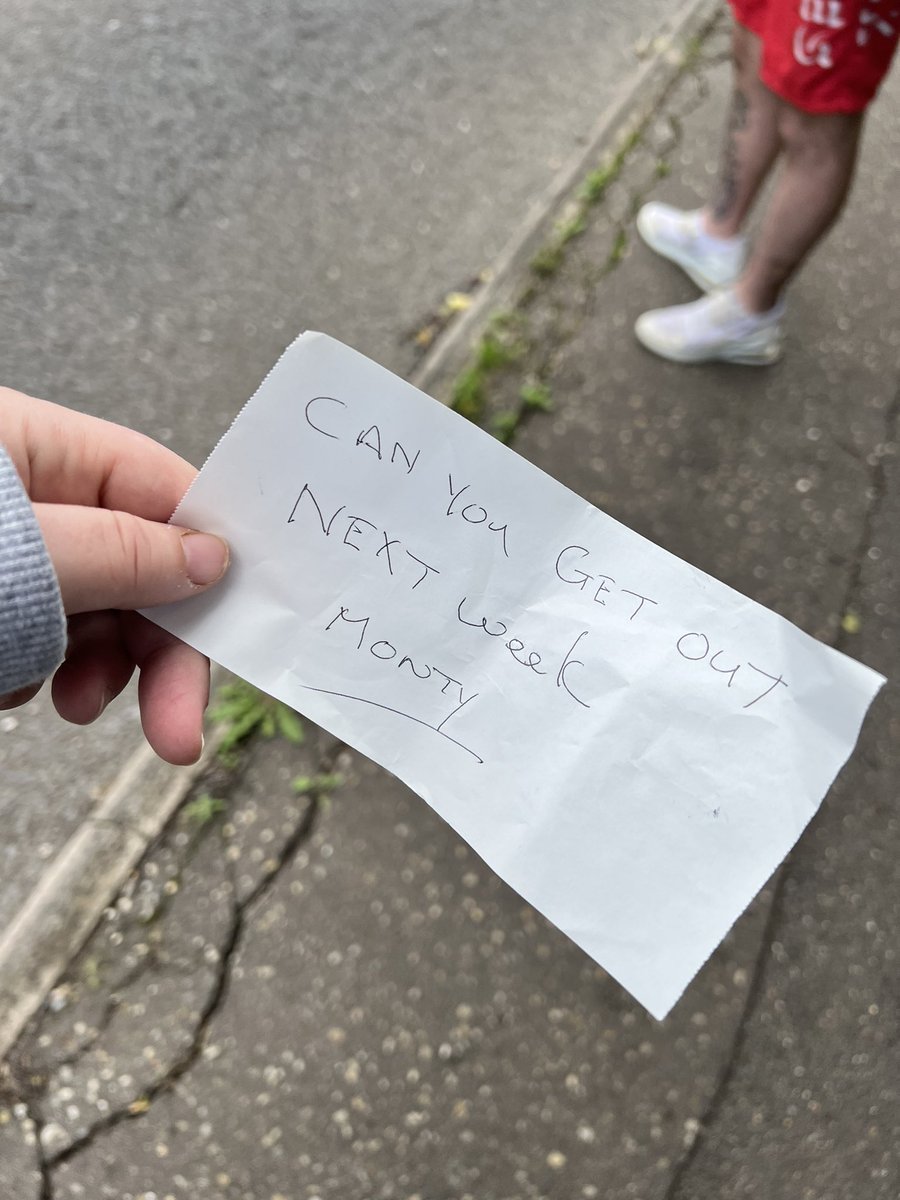 ProppaGander's tweet photo. I dunno monty, can I?
Wonder what they want to get out of?
#FoundNotes #FoundLetters https://t.co/dasr5dcIBD