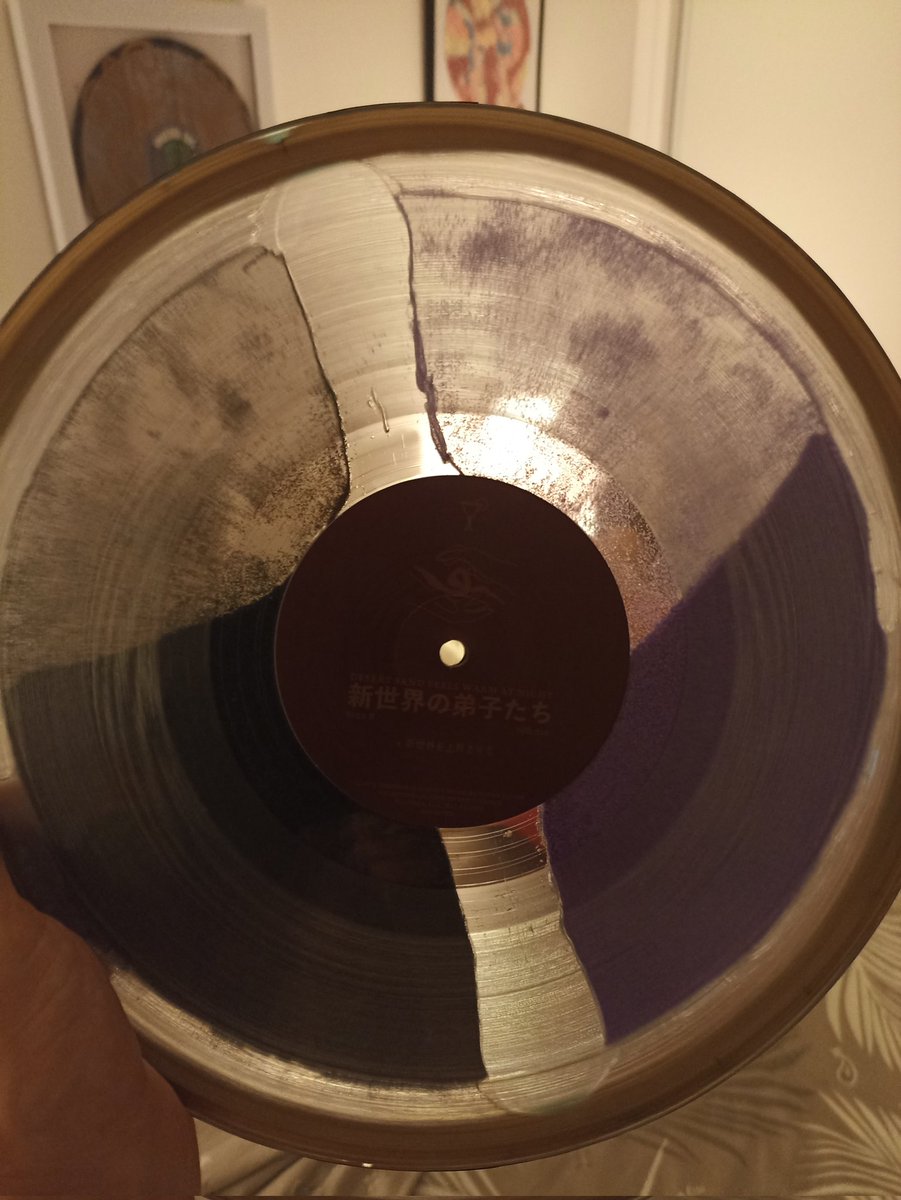 HENNI51999957's tweet photo. Finally well received that double Sand beauty made by Chris "the boss" @Romanusrecords  for @needlejuicerec !!! Amazing double piece!!! Great work !! #sandfilled #sandvinyl #sandrecords #liquidrecords #colouredvinyl #colouredrecords #customvinyl #customrecords #romanusrecords https://t.co/dT7N9jpGw3