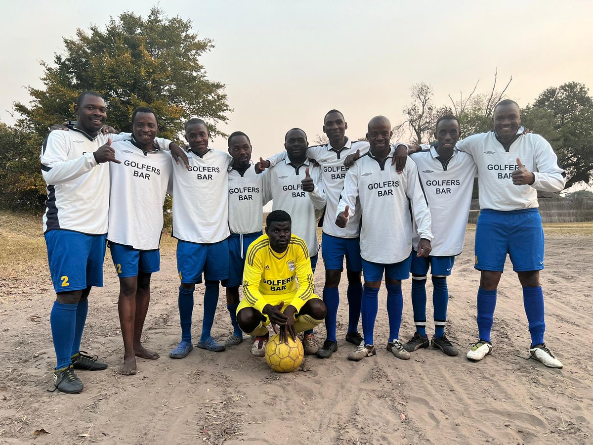 BrandanesR's tweet photo. It's a new lease of life for some of the old Danes kits out in Africa. They can be seen here worn proudly by a team from Game Rangers International who run anti poaching units and elephant rehabilitation projects in Zambia 🇿🇲⚽️ https://t.co/gBa3yR4YUA