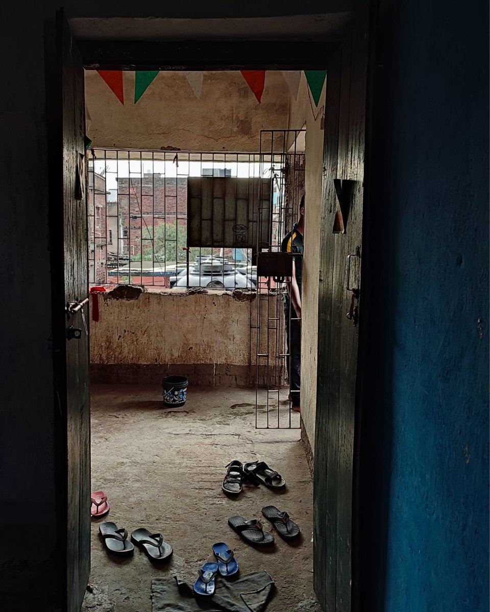 DeviseEducation's tweet photo. We have installed grills and a white board at the local community room. We have also moved ahead with profiling of students with the aim of building an inclusive discourse on education and development.

#Bihar #educationsystem #community #DEVISE https://t.co/VFSVuE92Zu