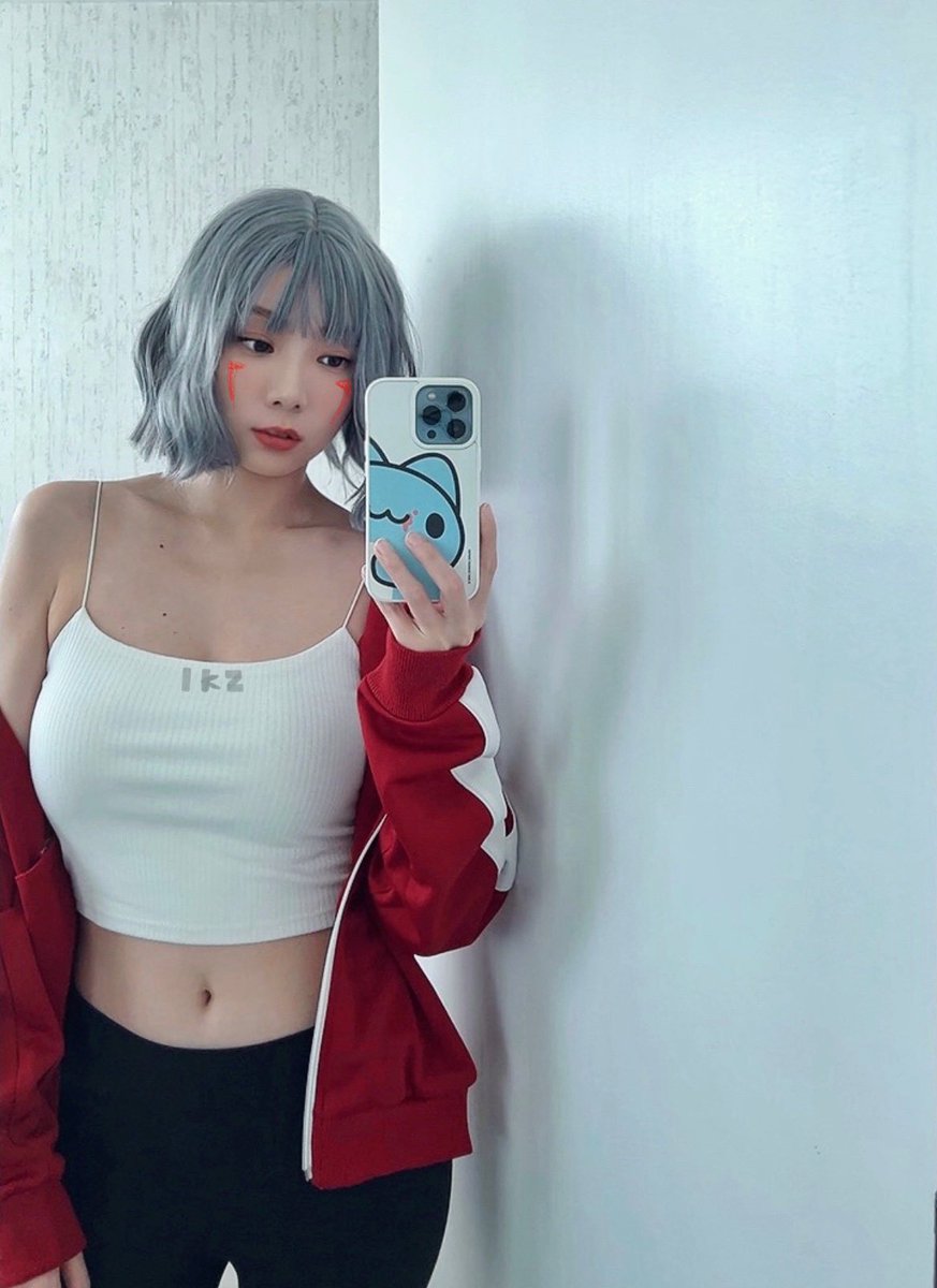 degen deb tweet media