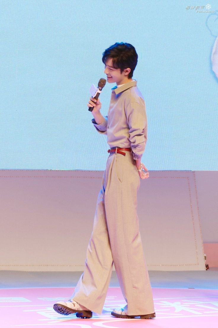 favgridfam's tweet photo. น้งจ้านตัวน้อยๆของมัมหมี นุน่ารักไม่ไหว ใจมัมหมีน้วยไปหมด ตอนนี้นุเปนไงทำอะไรอยู่คะ https://t.co/TBhlwkU78M